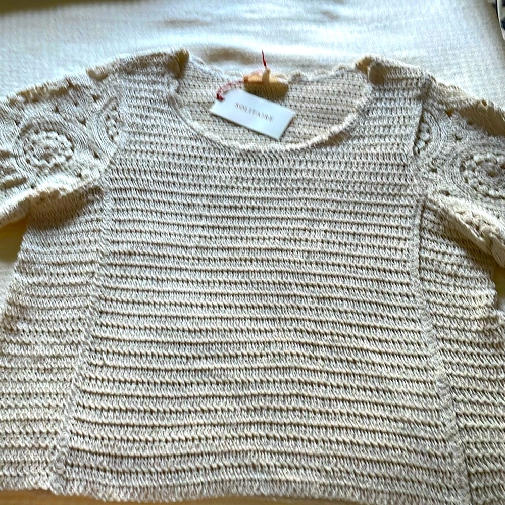 Exceptional knit top